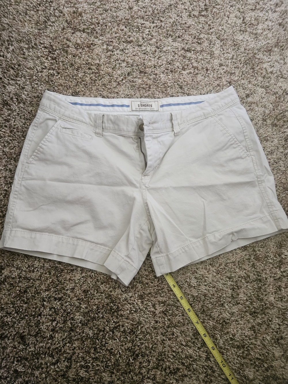 Old Navy Cream Cotton Chino Bermuda Shorts